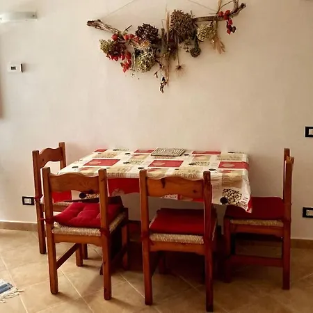 Bilocale Spazioso Con Balconcino Sulle Alture Di Λεβάντο